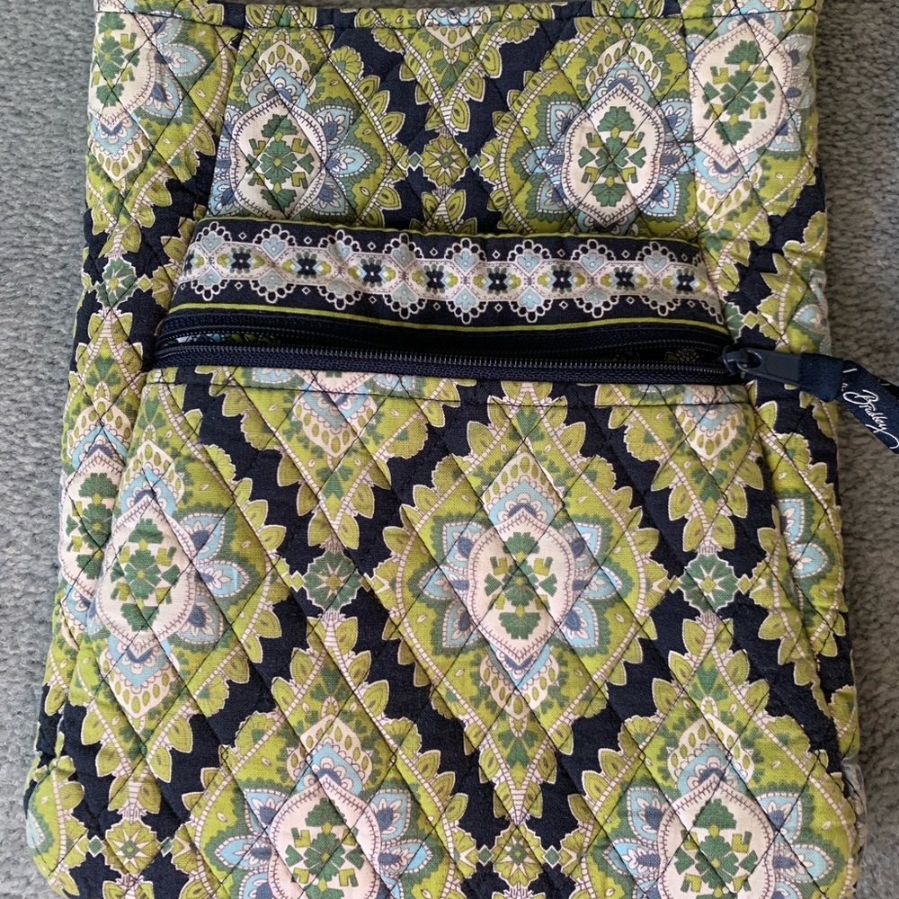 Vera Bradley like new bag - Picture 2 of 6